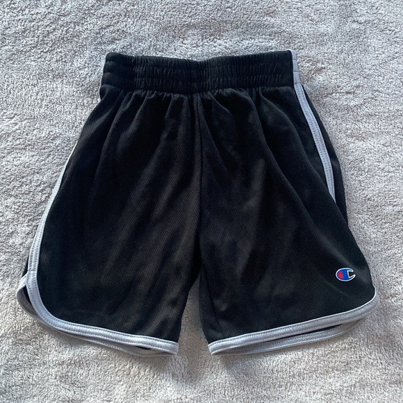 Bundle of 3 Boys’ Athletic Shorts Size 5 - Picture 4 of 7